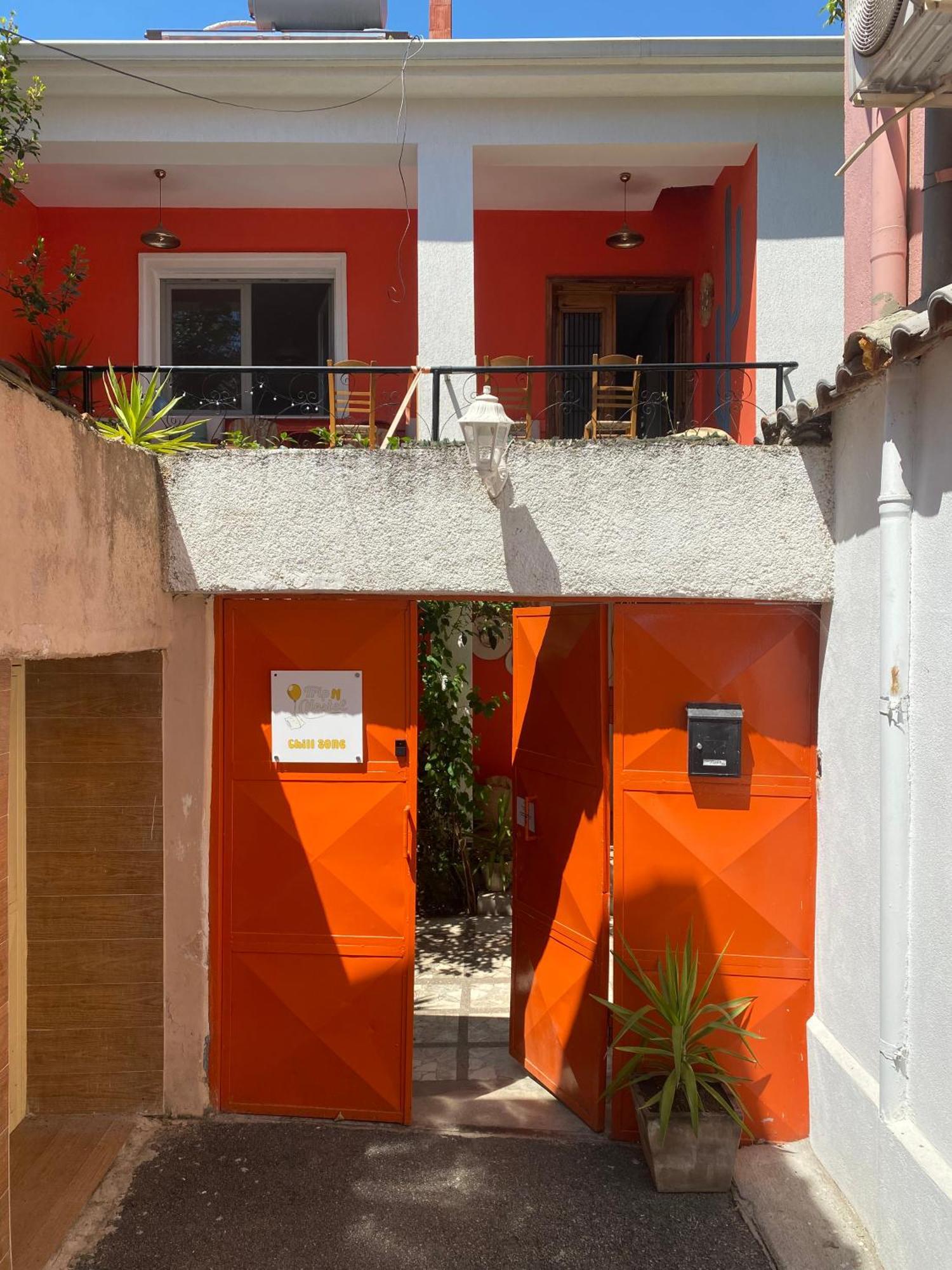 Trip'N'Hostel Chill Zone Tirana Exterior photo